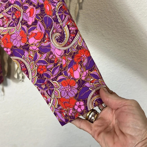 Tell Your Friends / Revolve NWT Basilica Paisley Blouse Size M - Picture 4 of 14